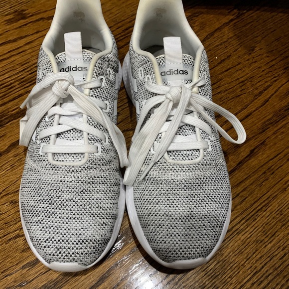 adidas Shoes - Adidas tennis shoes/sneakers